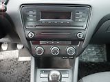 Škoda Octavia (2015) 1.6 TDi, ČR, Active, AC - náhled 13
