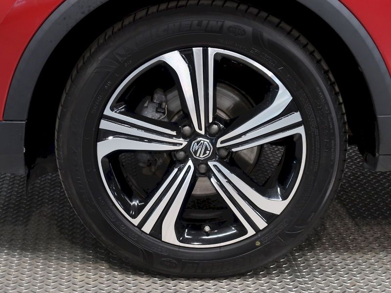 MG ZS (2022) EMOTION 1.5VTi-Tech 77KW - fotka 12 z 33