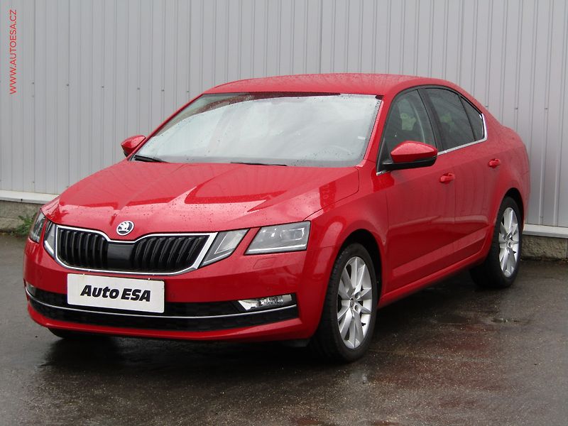 Škoda Octavia (2019) 2.0 TDi, 1.maj,ČR, Style, LED - fotka 3 z 21