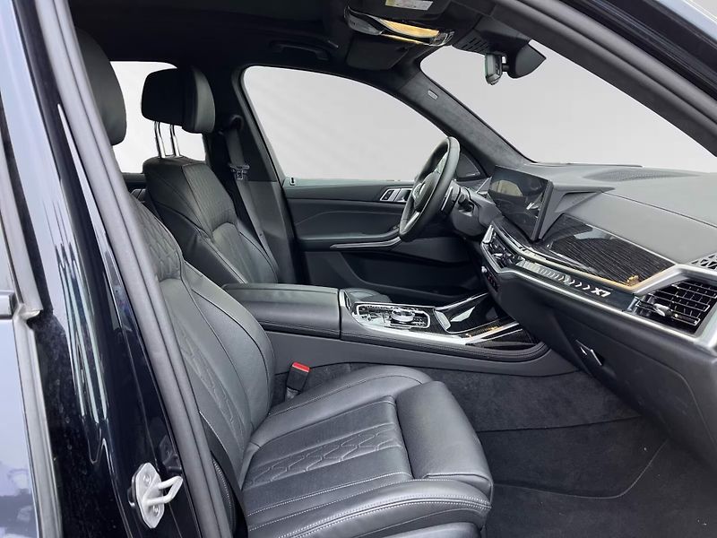 BMW X7 xDrive40i M-Sport Taž SkyL - fotka 7 z 13