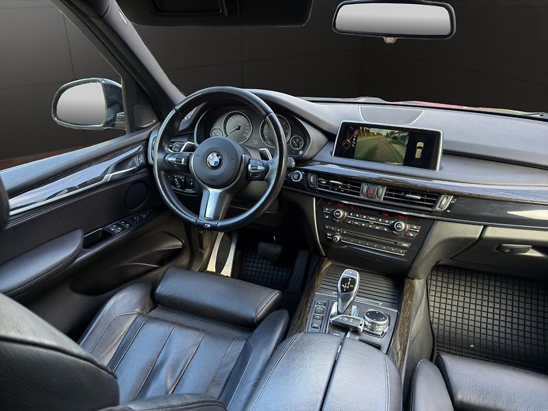 BMW X5 (2014) X5 4.0D 230KW M-PAKET - fotka 14 z 26