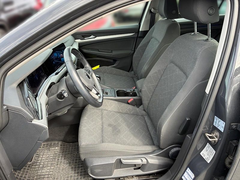 Volkswagen Golf (2021) LIFE 2.0TDI 85kW CZ DPH  - fotka 7 z 11