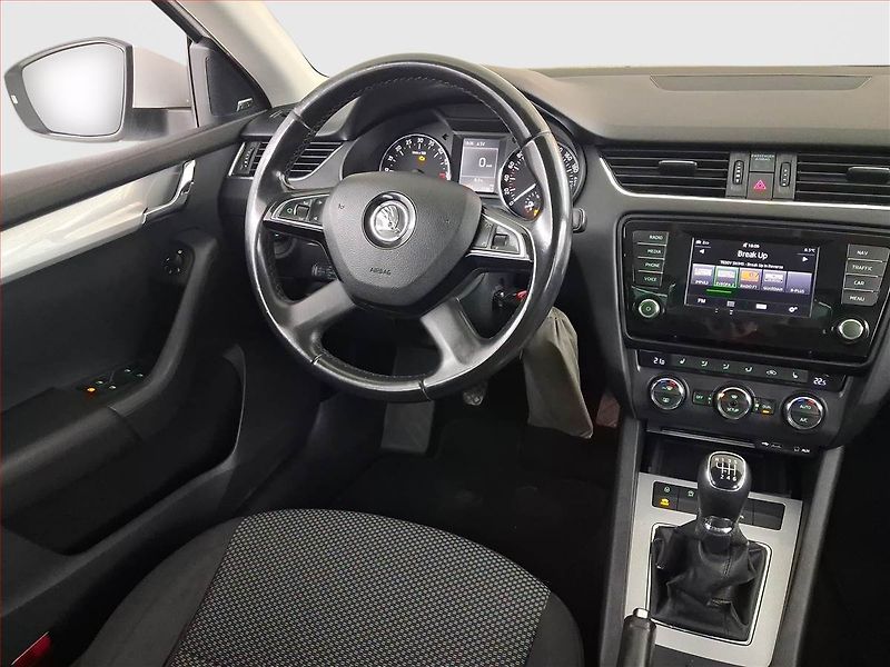 Škoda Octavia (2014) Style 2.0 TDI, Tempomat - fotka 7 z 16