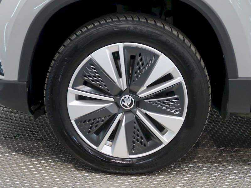 Škoda Karoq (2022) STYLE PLUS 2.0TDI 85KW DSG - fotka 12 z 37