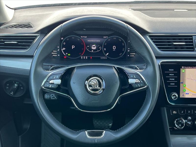 Škoda Superb 2,0 TDi 110kW 7DSG STYLE  REZE - fotka 15 z 27