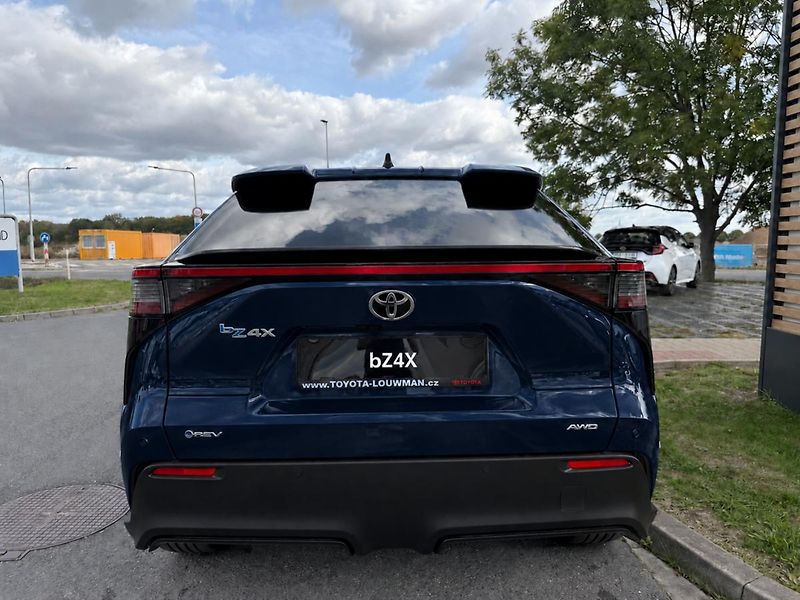 Toyota bZ4X Executive 73.1 kWh - fotka 5 z 5