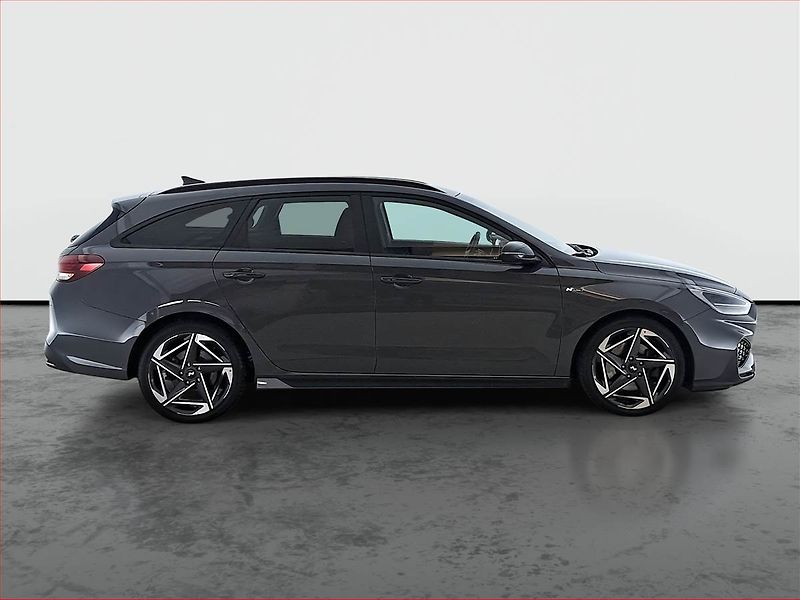 Hyundai i30 (2024) N-Line 1.5 T-GDI MHEV 48V - fotka 6 z 19