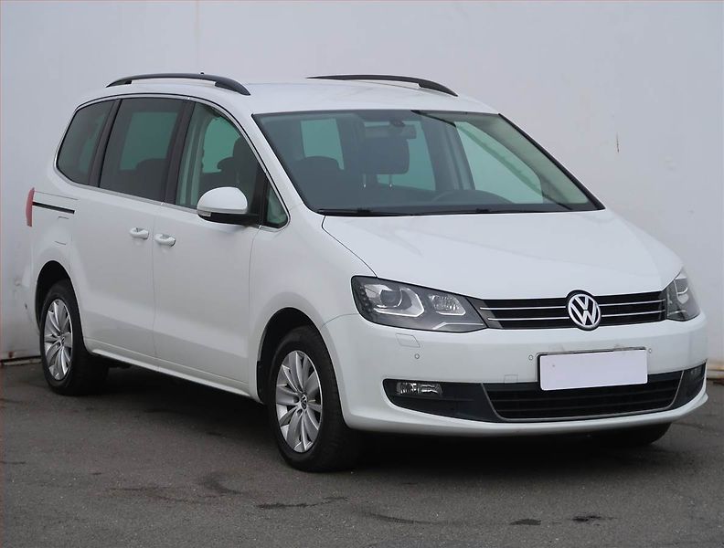 Volkswagen Sharan (2015) 2.0 TDI, 7 míst, Navi - fotografie inzerátu