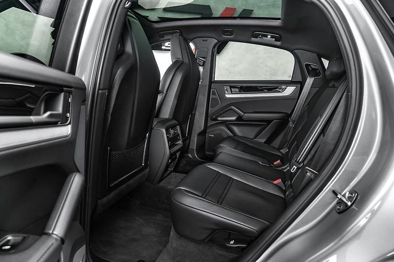 Porsche Cayenne Coupe 3,0 Vzduch Nezávislé Pan - fotka 15 z 26