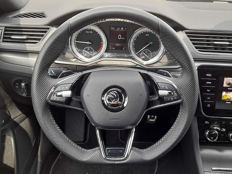 Škoda Superb SPORTLINE 2.0 TDi 147KW 7AP - fotka 16 z 20