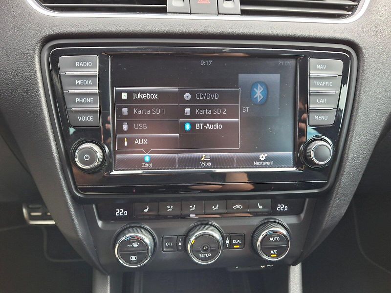 Škoda Octavia (2015) Combi RS DSG 2,0TDi 135kW - fotka 20 z 34