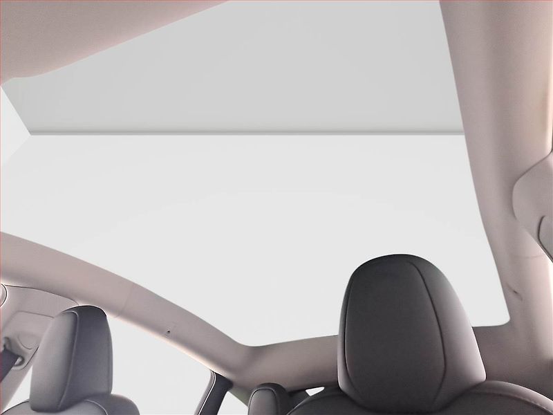 Tesla Model Y (2022) Long Range AWD 79kWh, SoH 91% - fotka 18 z 22