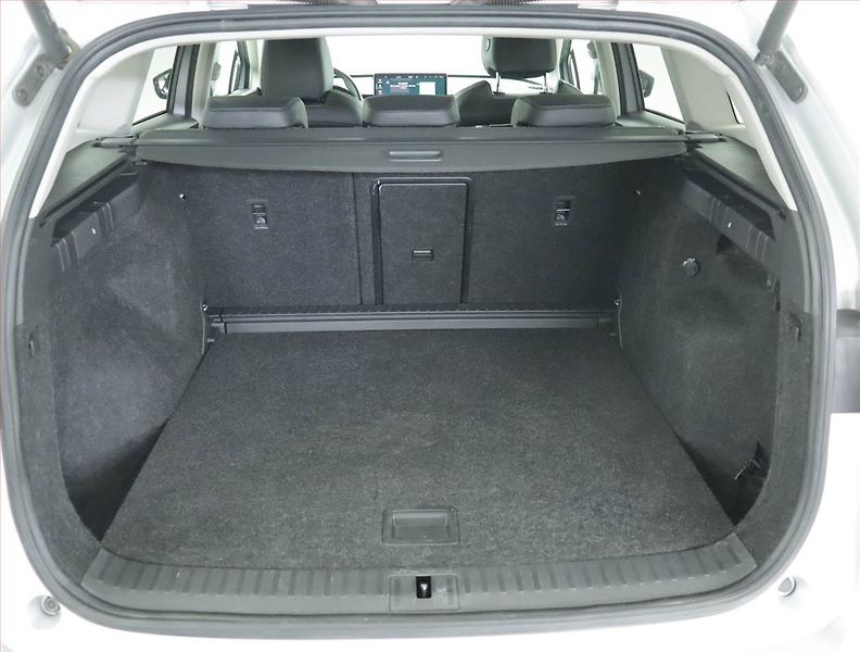 Škoda Enyaq (2023) iV 60 (62 kWh), SoH 93% - fotka 14 z 24