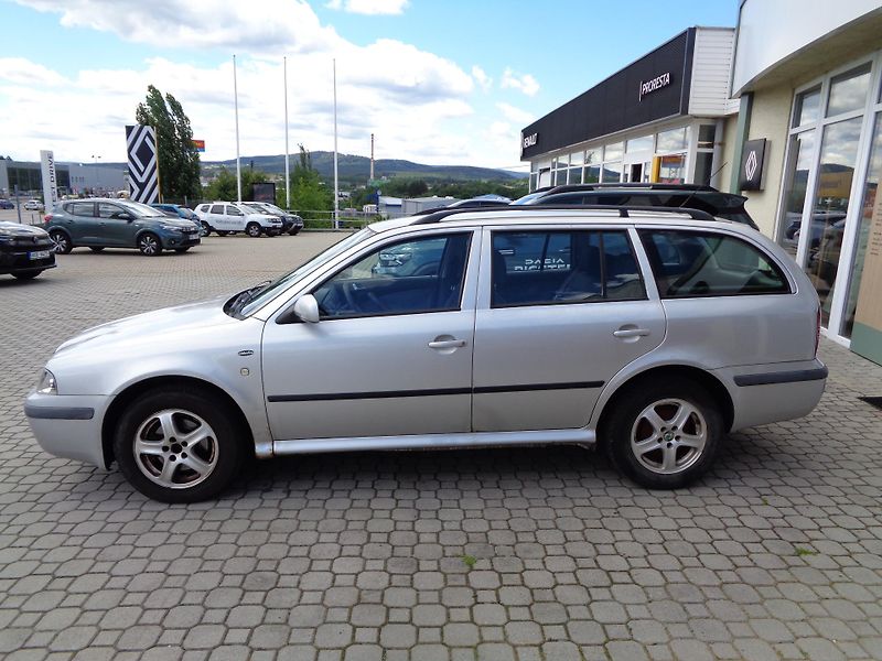 Škoda Octavia 1,9 TDi 66 kW - fotka 3 z 24