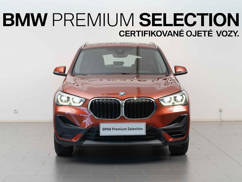 BMW X1 xDrive20i - fotka 3 z 22