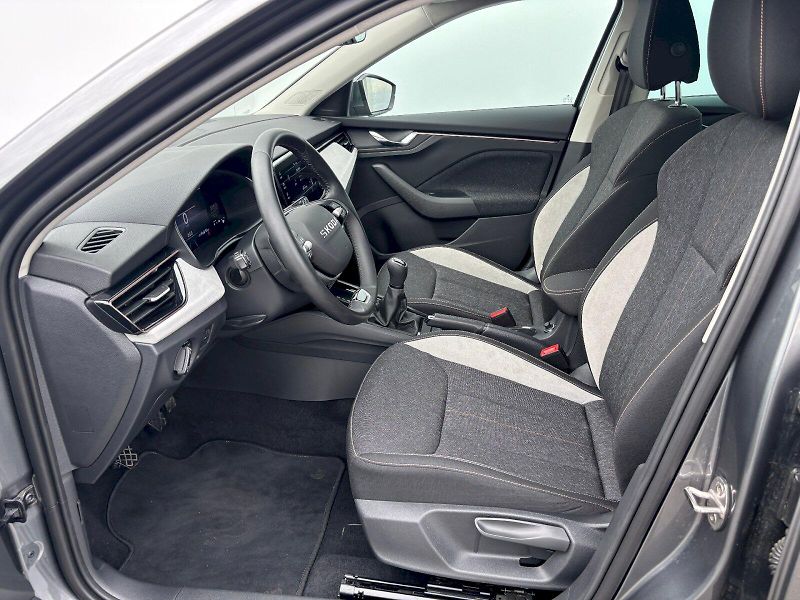 Škoda Scala (2025) 1.0 TSI 85kW Selection - fotka 5 z 35