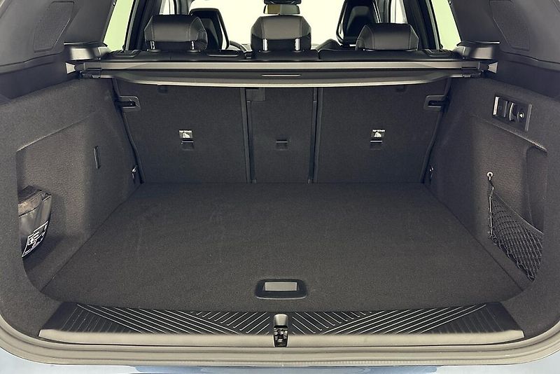 BMW X3 xDrive40d - fotka 9 z 25