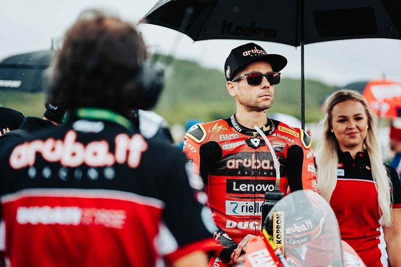Podnik věnovaný seriálu MS Superbiků se v Mostě uskuteční o víkendu 19. až 21. července. Také letos bude pro fanoušky připravena Victory Lane.