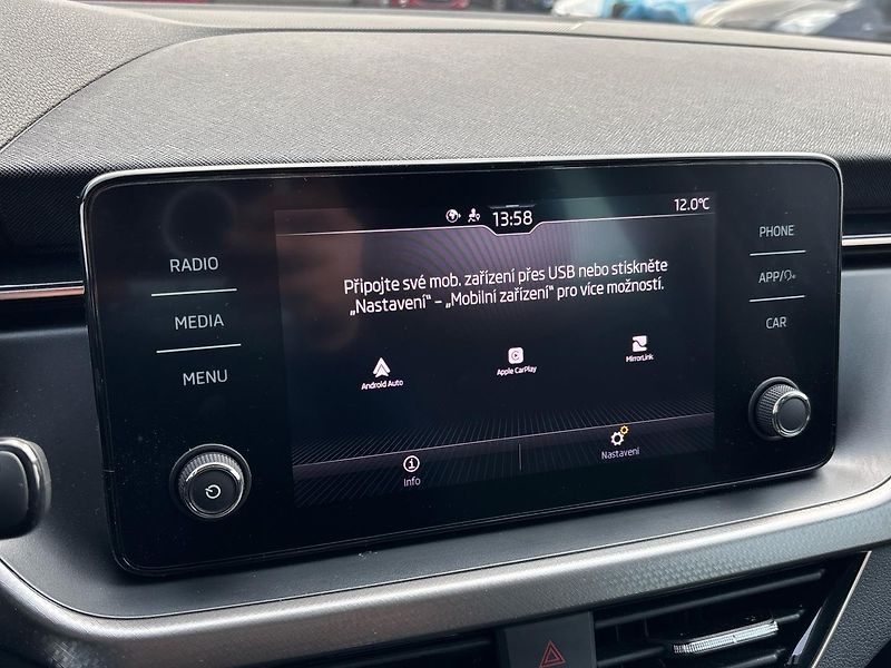 Škoda Kamiq DSG Style - fotka 24 z 27