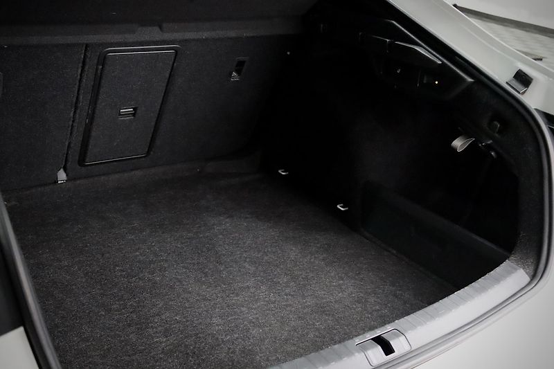 Škoda Octavia 4 2.0 TDI 110 kW DSG - fotka 43 z 45