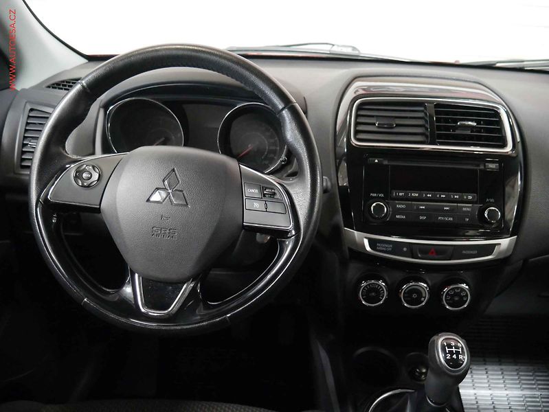 Mitsubishi ASX (2015) 1.6 MiVC, 1.maj,ČR, AC, temp - fotka 11 z 17