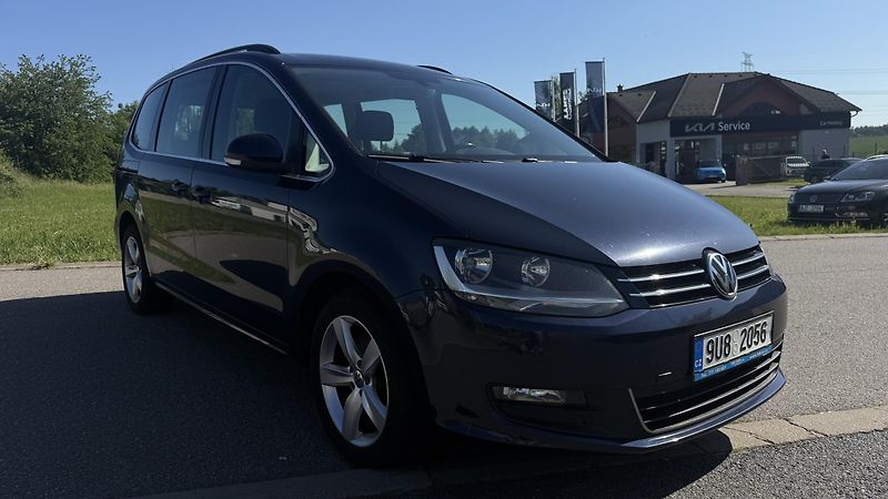 Volkswagen Sharan (2015) 2.0 TDI 110KW DSG 7MÍST - fotka 4 z 26