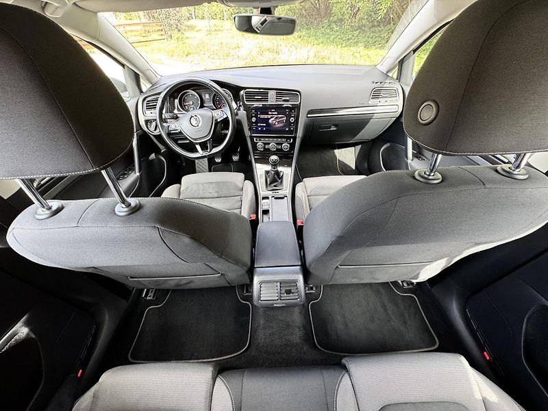 Volkswagen Golf Variant (2019) - fotka 9 z 28