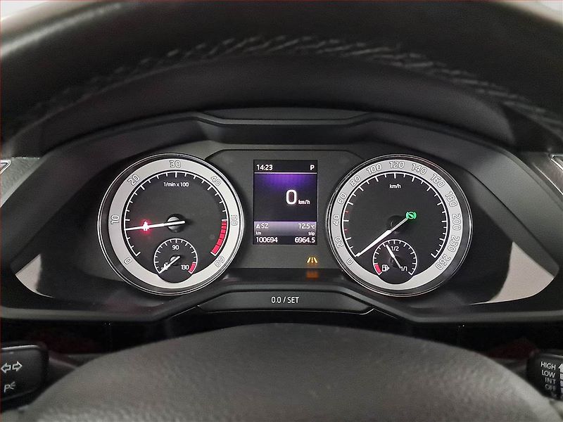 Škoda Superb (2018) Laurin&Klement 2.0 TDI - fotka 11 z 27