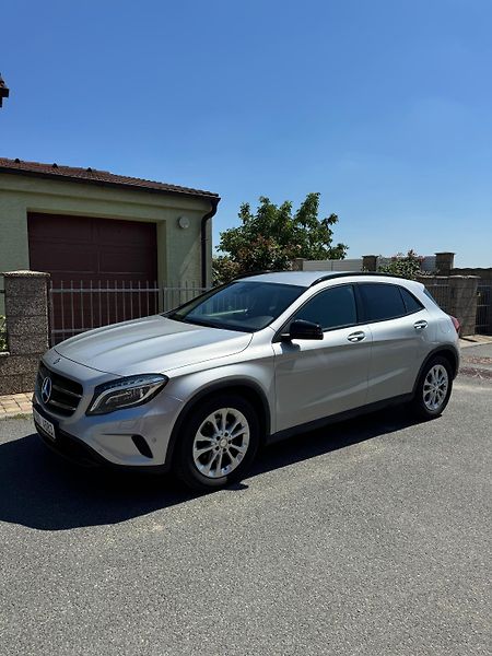 Mercedes-Benz GLA GLA 200 D 100kw - fotka 6 z 20
