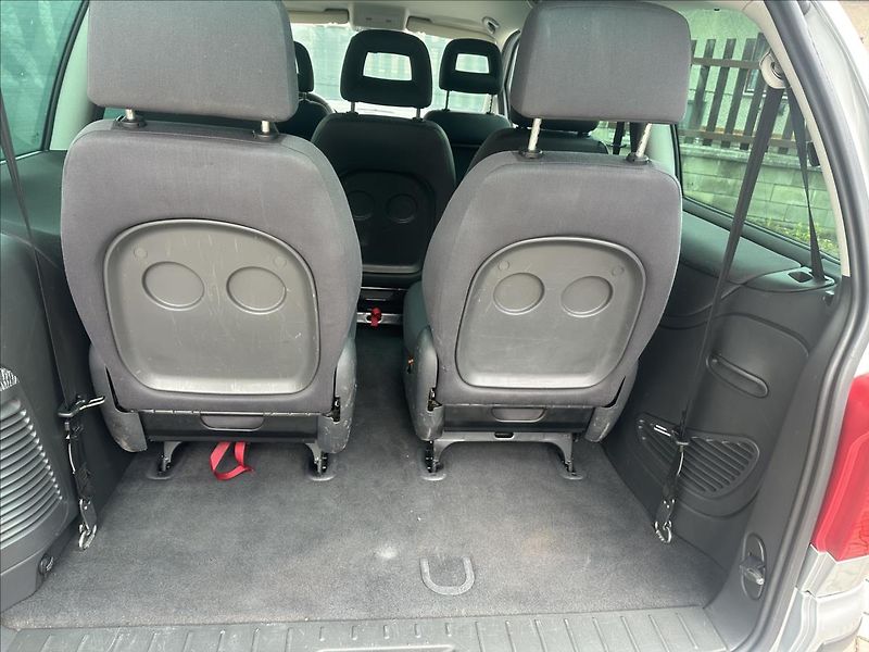 Seat Alhambra 1,9 TDI 7.MÍST BEZ KOROZE - fotka 5 z 21