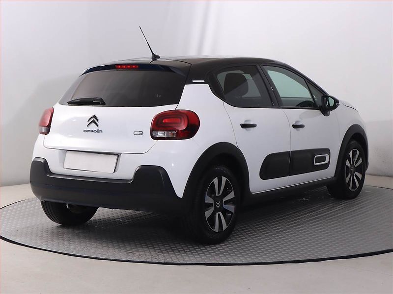 Citroën C3 (2023) 1.2 PureTech, Automat - fotka 5 z 22