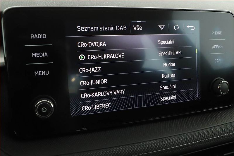 Škoda Fabia (2022) Style 1.0 TSI, ČR,1.maj - fotka 9 z 14