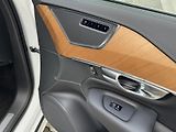 Volvo XC90 B5 (nafta) AWD // TZ // 1. maj - náhled 15