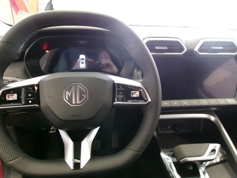 MG ZS (2026) HEV+ Emotion - fotka 13 z 13