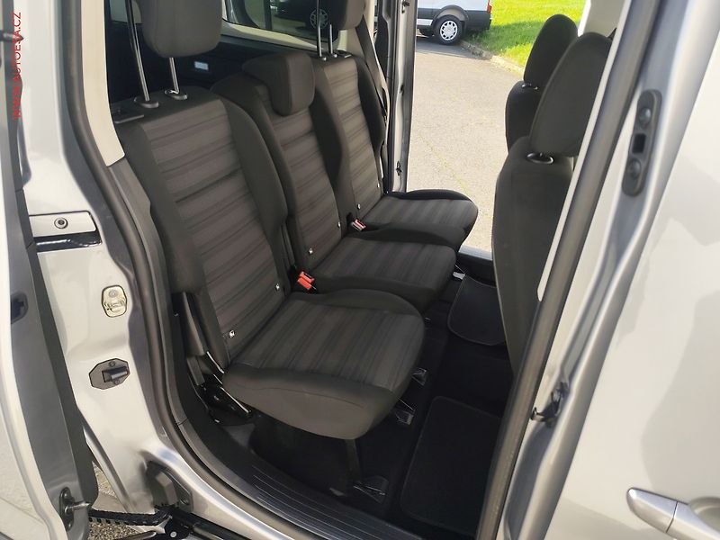 Opel Combo (2022) 1.5CDTi MAXi XL, Elegance - fotka 11 z 25