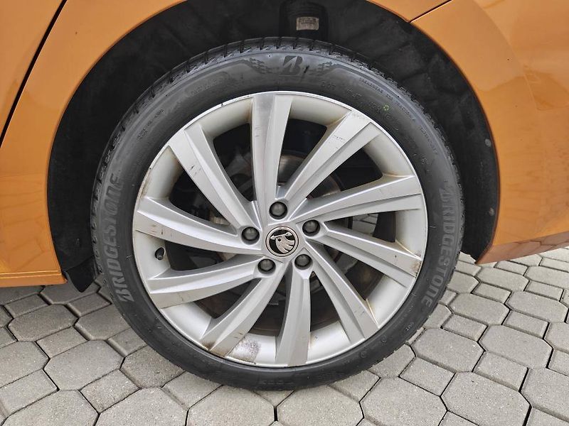 Škoda Octavia Style 7DSG 2,0TDI - fotka 21 z 24
