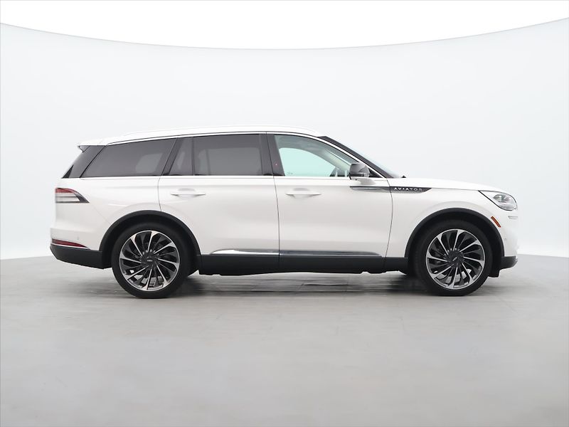 Lincoln Aviator 3,0 EvoBoost V6 AWD CZ - fotka 8 z 43
