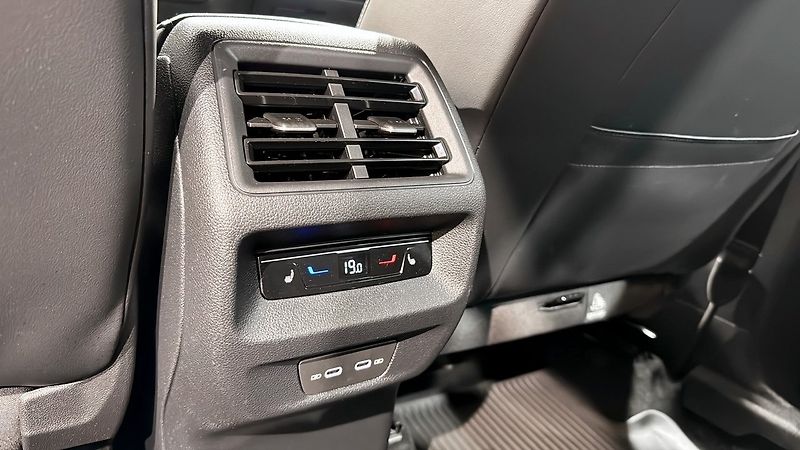 Volkswagen Tiguan TDI 4M R-Line NezTop DCC Taž - fotka 14 z 21
