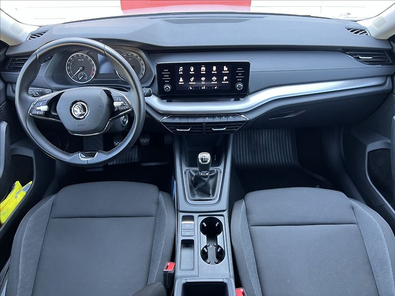 Škoda Octavia 2,0 TDI 85kW Active Combi - fotka 23 z 37