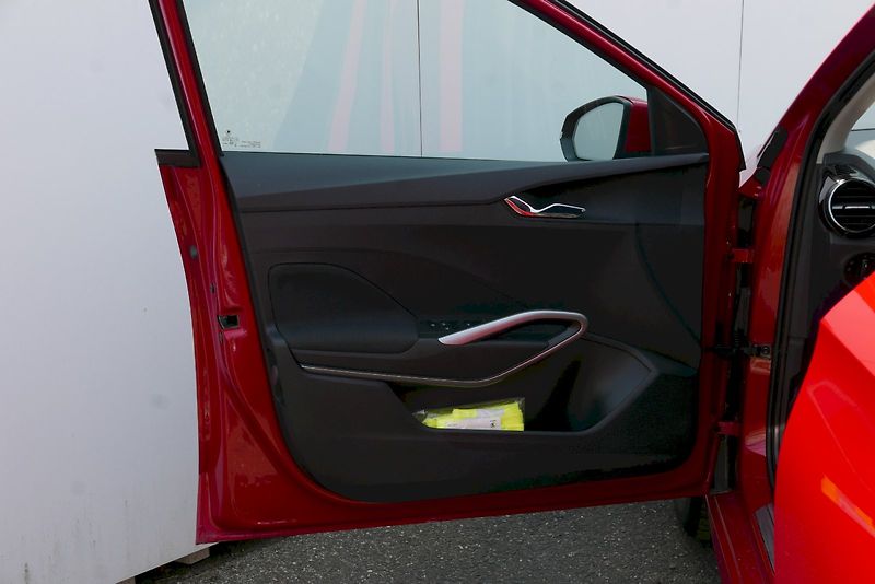 Škoda Fabia (2025) 1.0 TSI 70 kW M6° Top Selectio - fotka 18 z 33