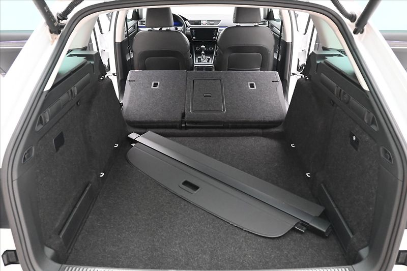 Škoda Superb 2,0 TDI 147kW STYLE DSG Záruka - fotka 11 z 33