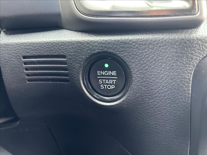 Ford Ranger 2,0 EcoBlue Limited 156kW 4x4 - fotka 43 z 44