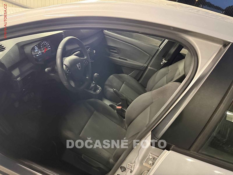 Dacia Logan (2021) 1.0 TCe, 1.maj,ČR, AC, temp - fotka 3 z 3
