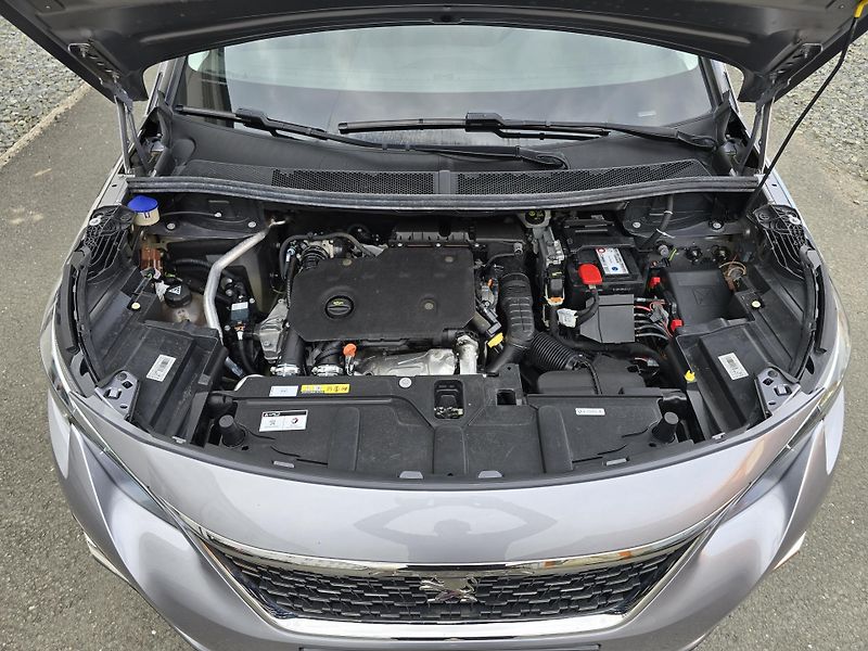 Peugeot 5008 1,5 HDI ALLURE 7-MÍST NAVI DPH - fotka 45 z 46
