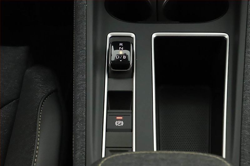 Škoda Elroq (2025) 50 (55 kWh), SoH 100% - fotka 14 z 27