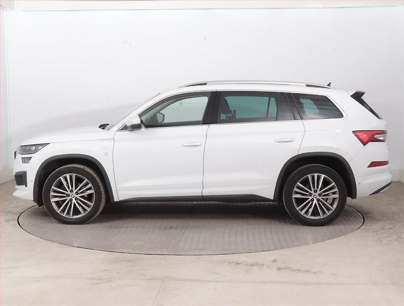 Škoda Kodiaq (2023) Laurin&Klement 2.0 TDI - fotka 3 z 18