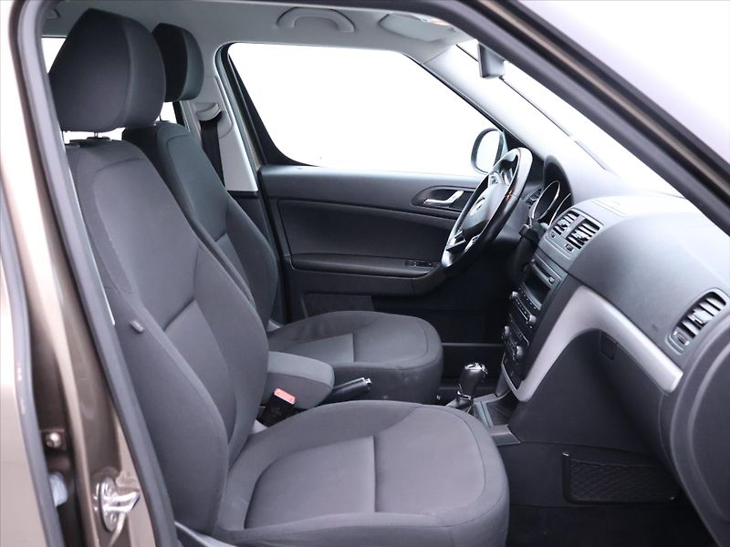 Škoda Yeti 1,2 TSI 77kW DSG Outdoor 1.Maj - fotka 11 z 27