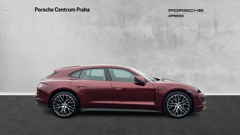 Porsche Taycan Sport Turismo - fotka 5 z 29