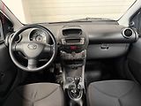 Toyota Aygo (2011) 1.0i, ČR, AC - náhled 8