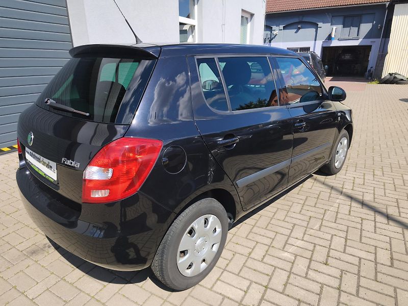 Škoda Fabia (2011) II. 1,2 TSi 63kW - fotka 6 z 26